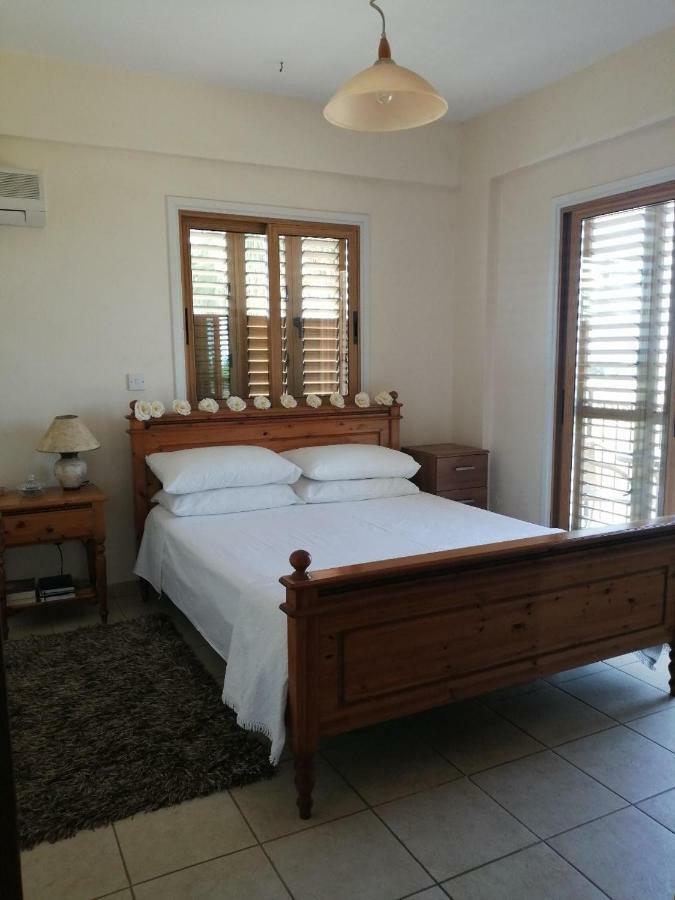 Romana Villa *